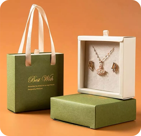 4 Gift jewelry boxes