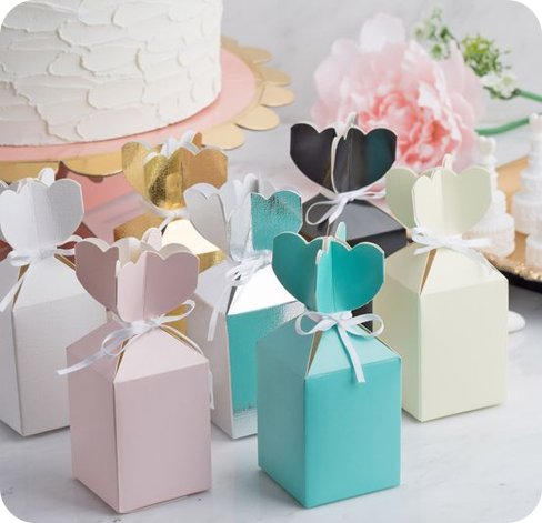 4 eco friendly petal top boxes