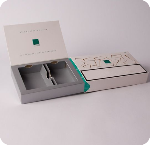 4 lid clouser Boxes