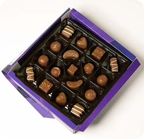 4 printed chocolate tray boxes
