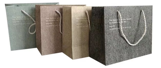 5 cosmetic paper bags